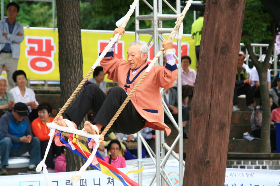 2013그네타기대회015.JPG