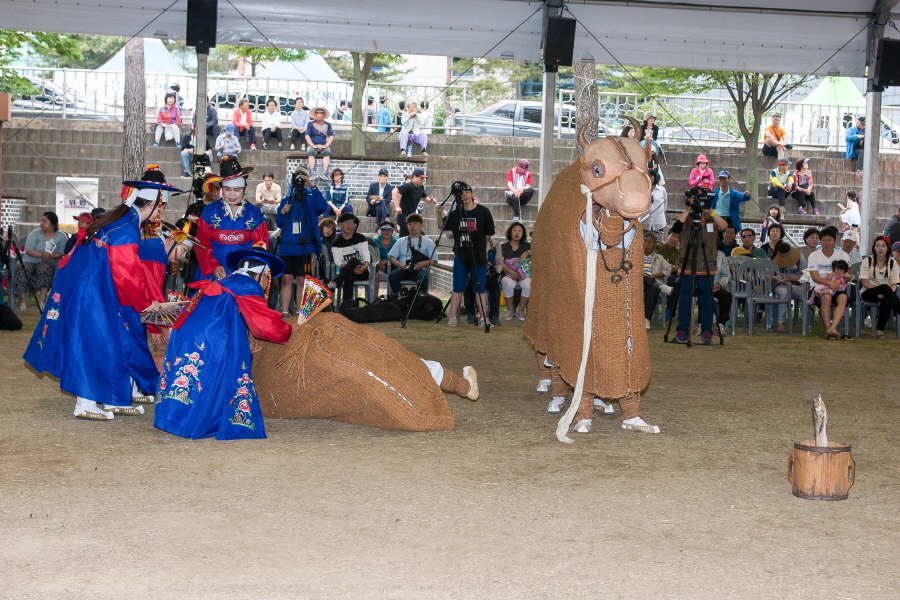 크기변환_01-6_양주소놀이굿019.jpg