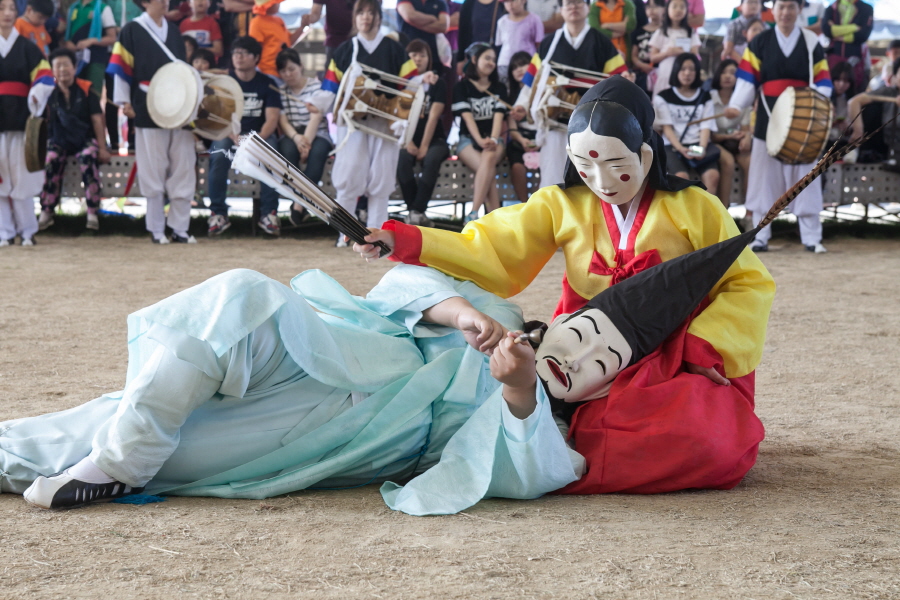 크기변환_3_강릉원주대관노가면극009.jpg